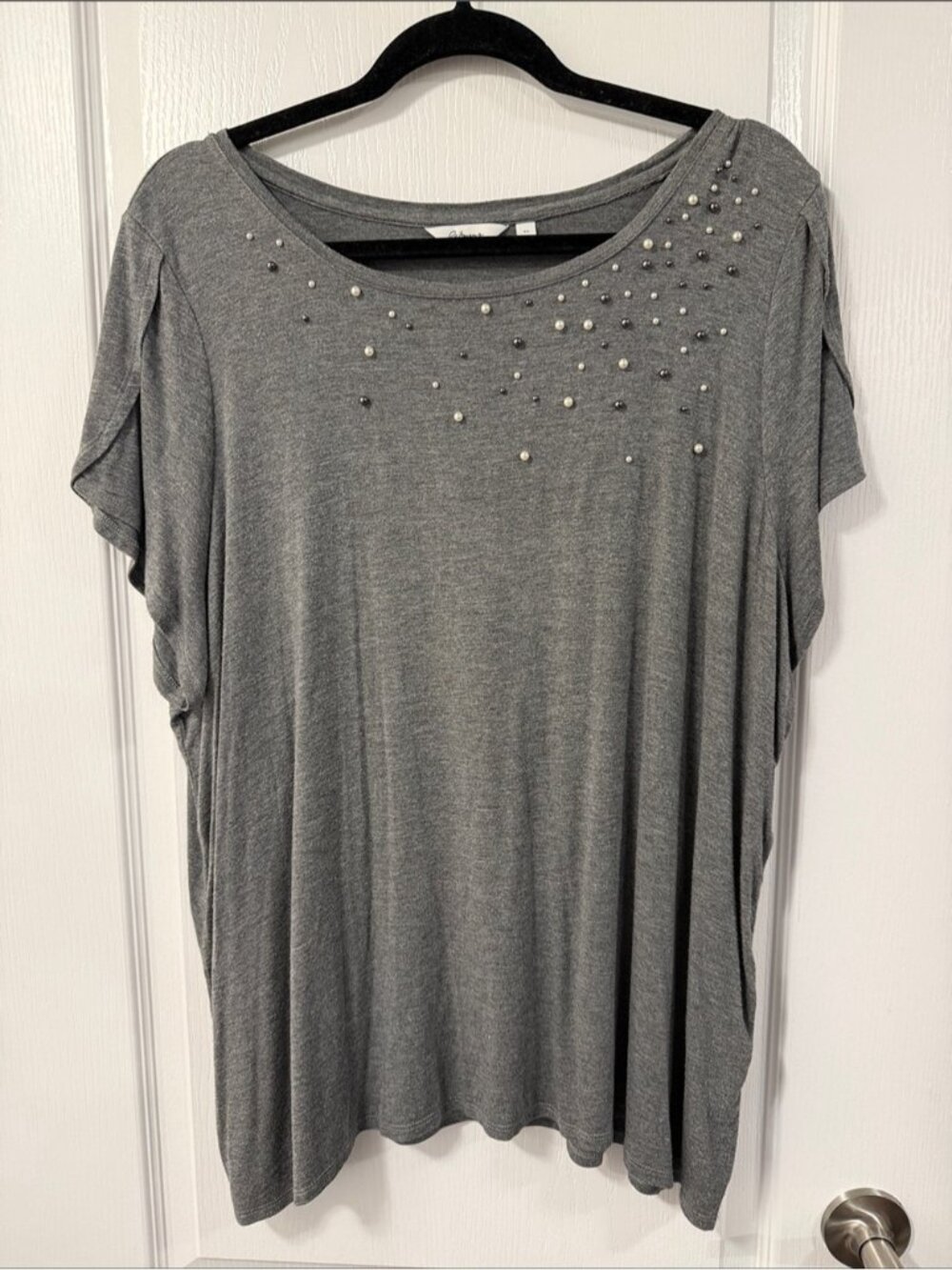 Reitmans women’s Embellished Top Grey Size 3X whimsigoth neutral minimalist
